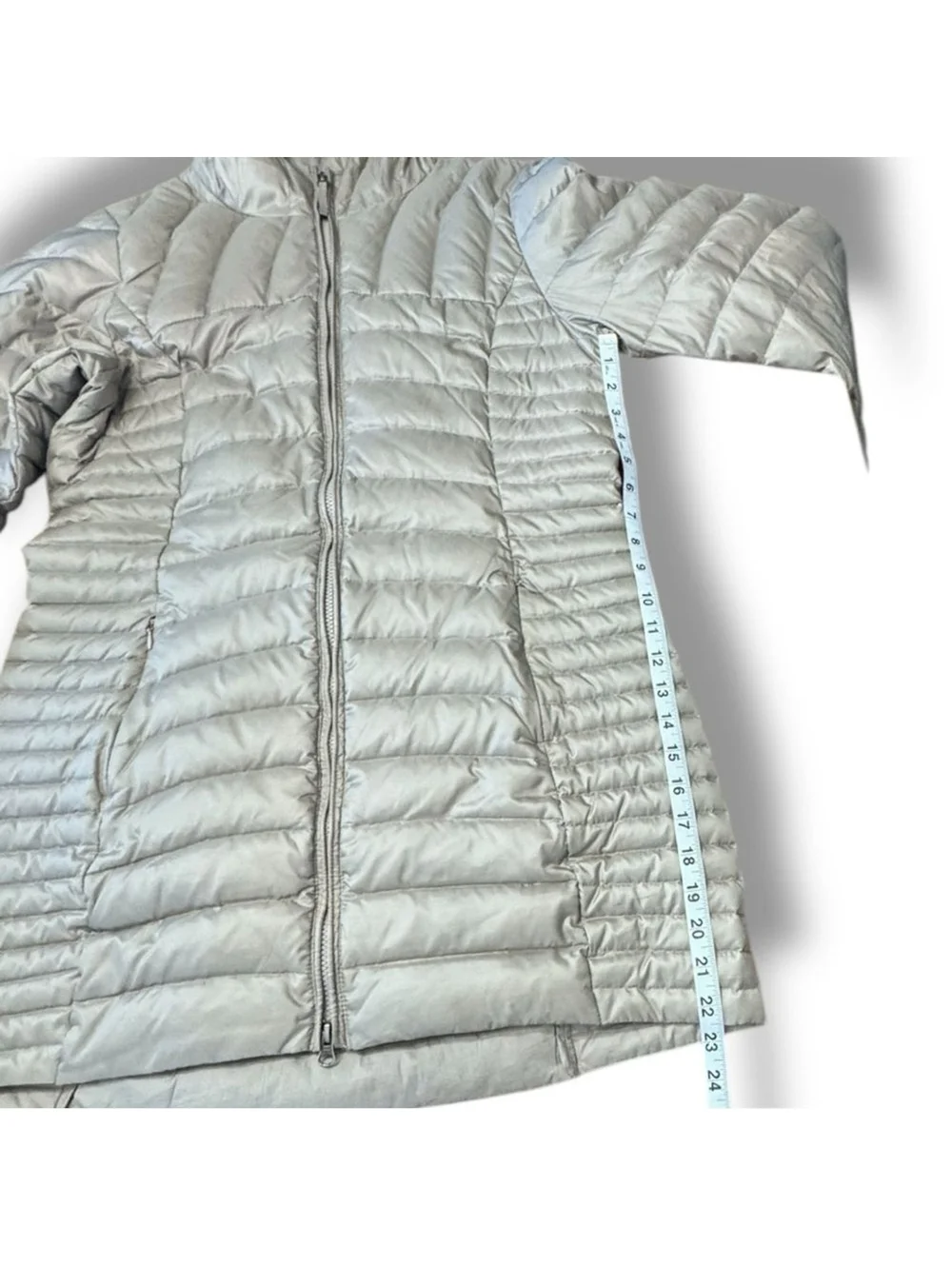 Eddie Bauer Champagne 80% Down Puffer Coat Preppy Quilted Winter Women’s Sz L